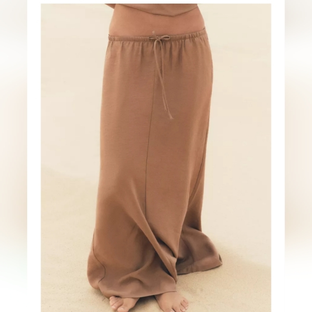 Zara Flowy Skirt and Top Two-Piece Set Sz-M - Picture 4 of 15